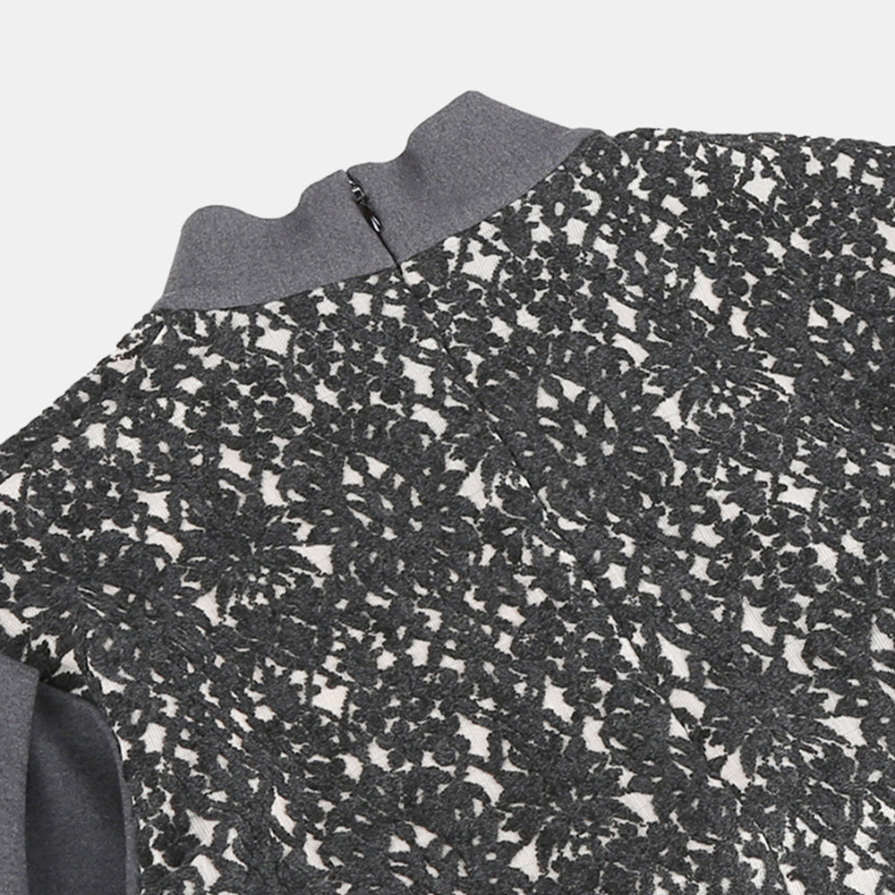 High neck pullover with tapestry pattern lace