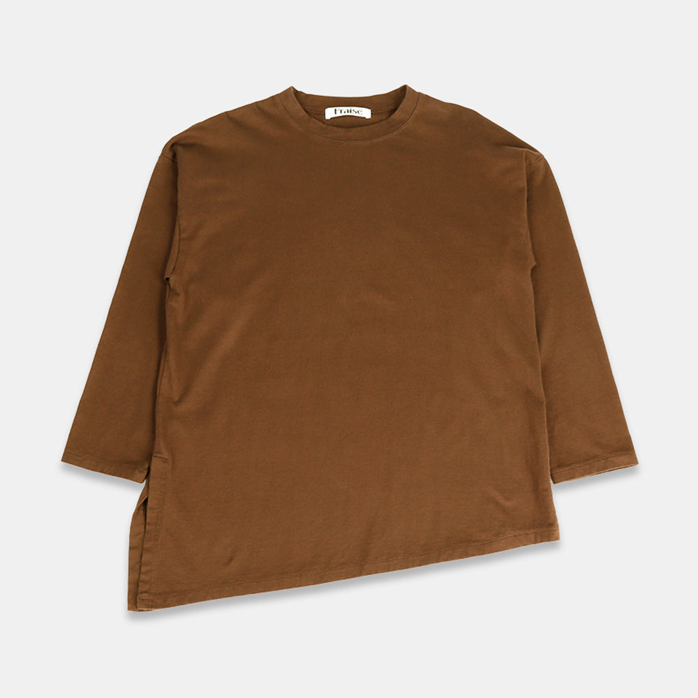 Diagonal cut pullover in classic jersey