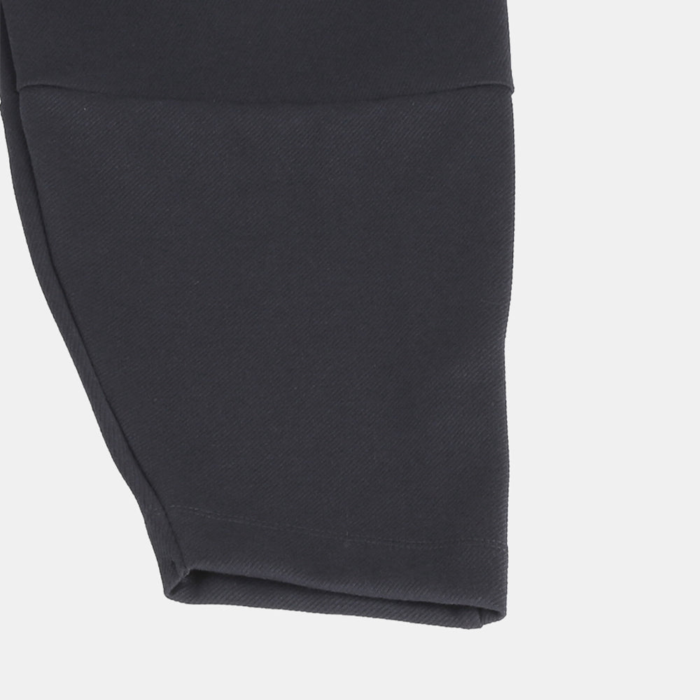 Crew neck pullover in stretch twill